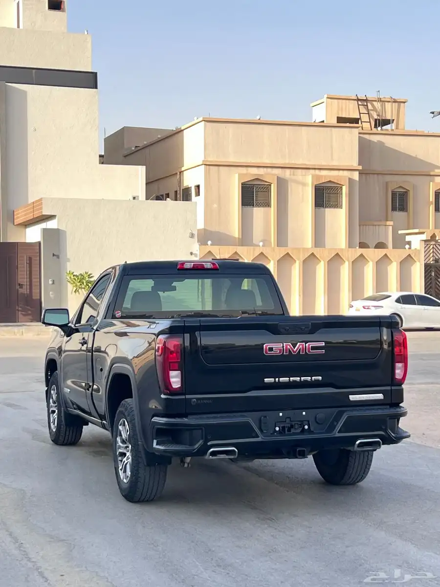 جي ام سي سييرا أليفيشن 2023 _V8 8