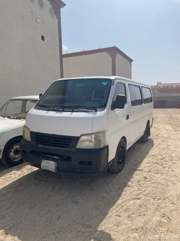 باص نيسان 2006 0