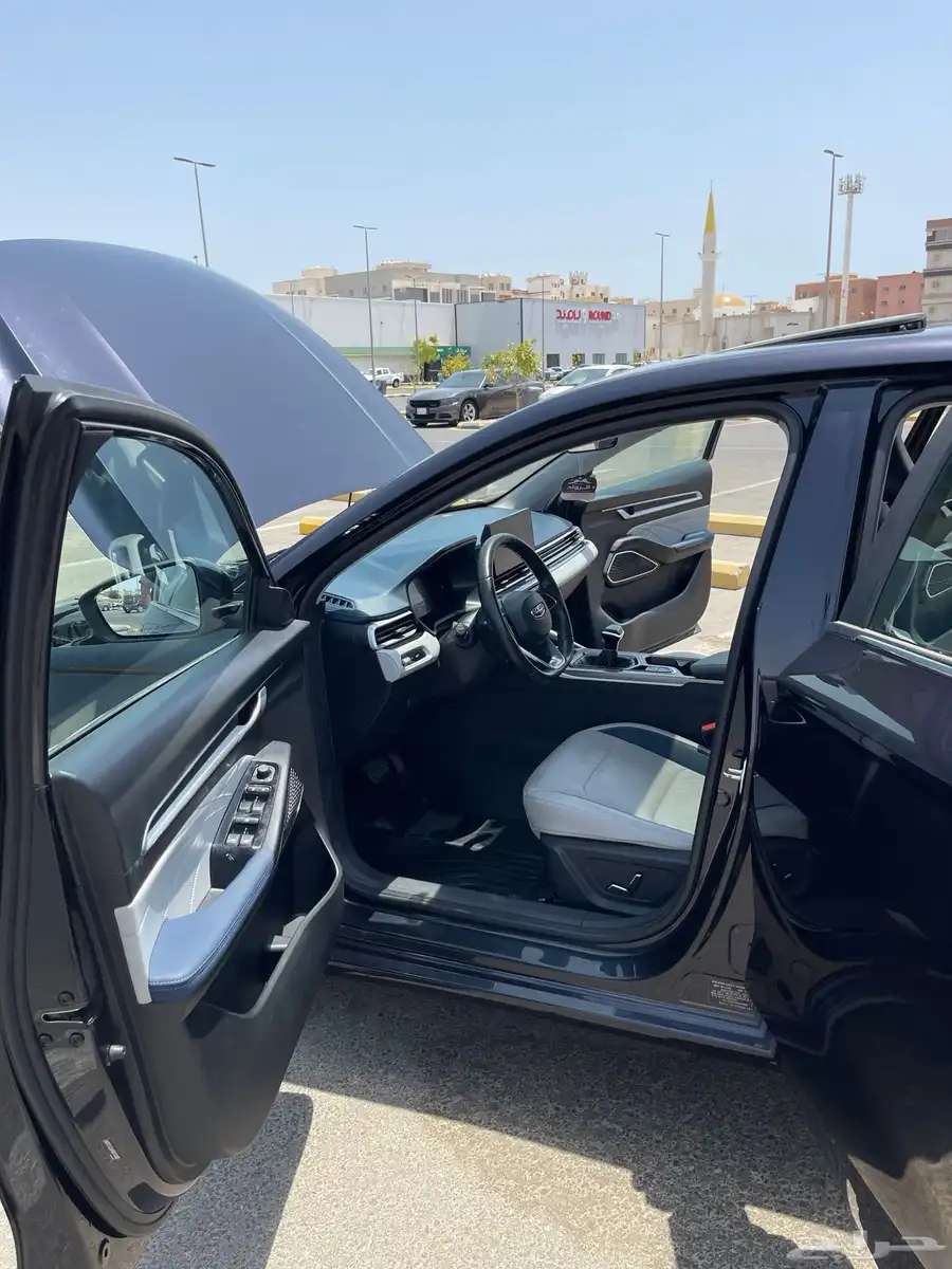جيلي امجراند7 فل كامل 2023 أعلى فئة7 Geely Emgrand 42