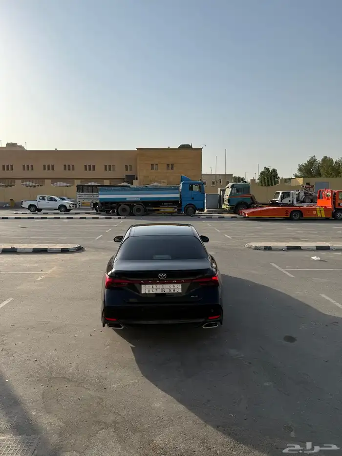 افالون اسود 2021 ستاندر 8