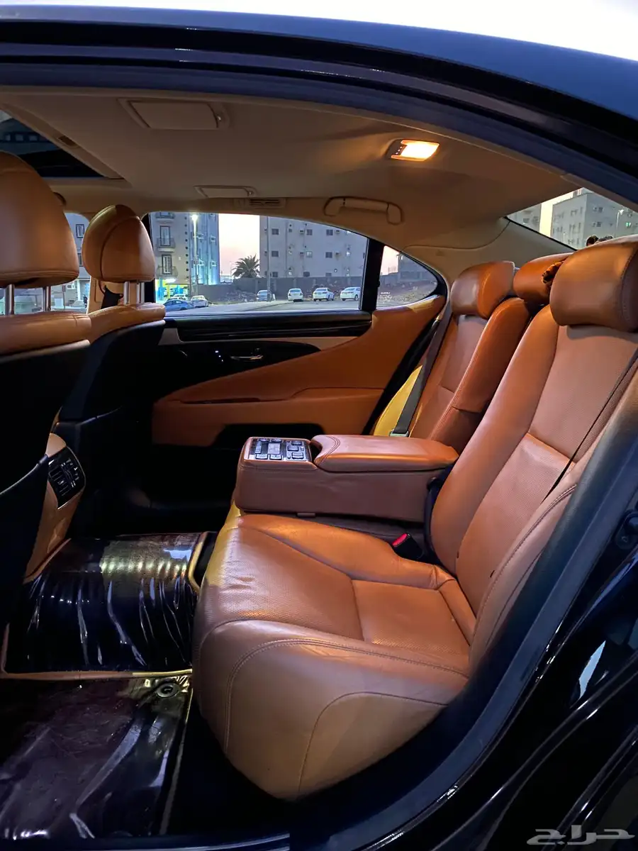 للبيع لكزس 2013 460 LS 11