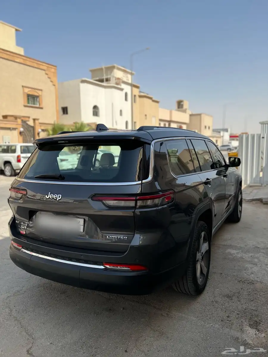 جراند شيروكي L ليمتد 2022 5