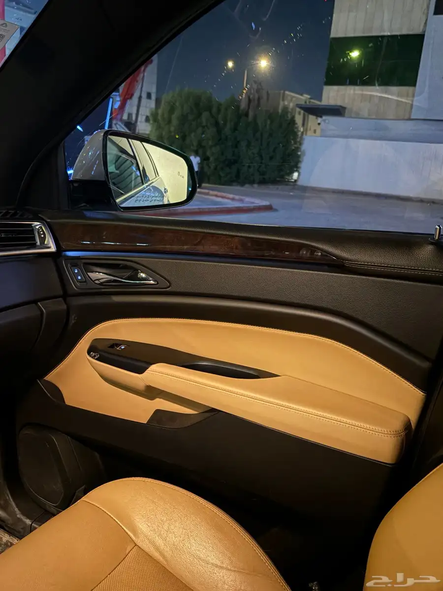 كاديلاك SRX4 - الجميح - نظيف 12