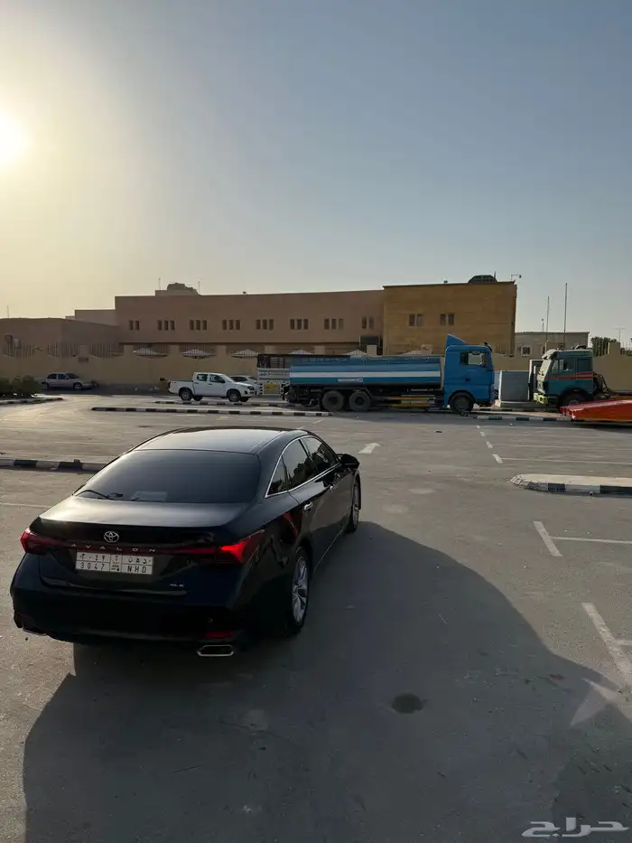 افالون اسود 2021 ستاندر 10