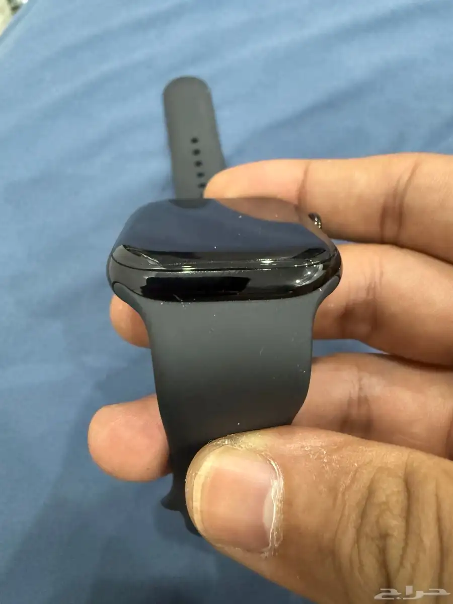 ساعة ابل اصدار 10 لون اسود GPS 5
