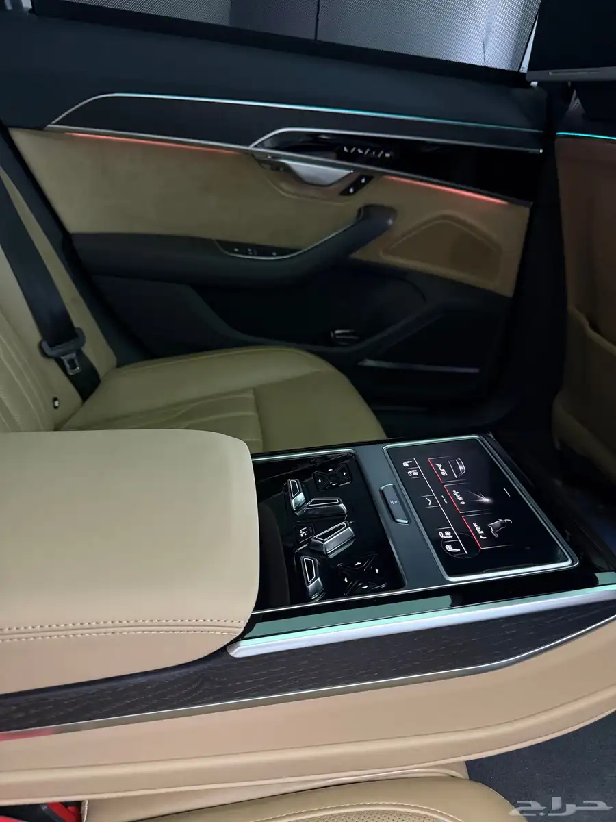 Audi A8 2019 عداد قليل 11