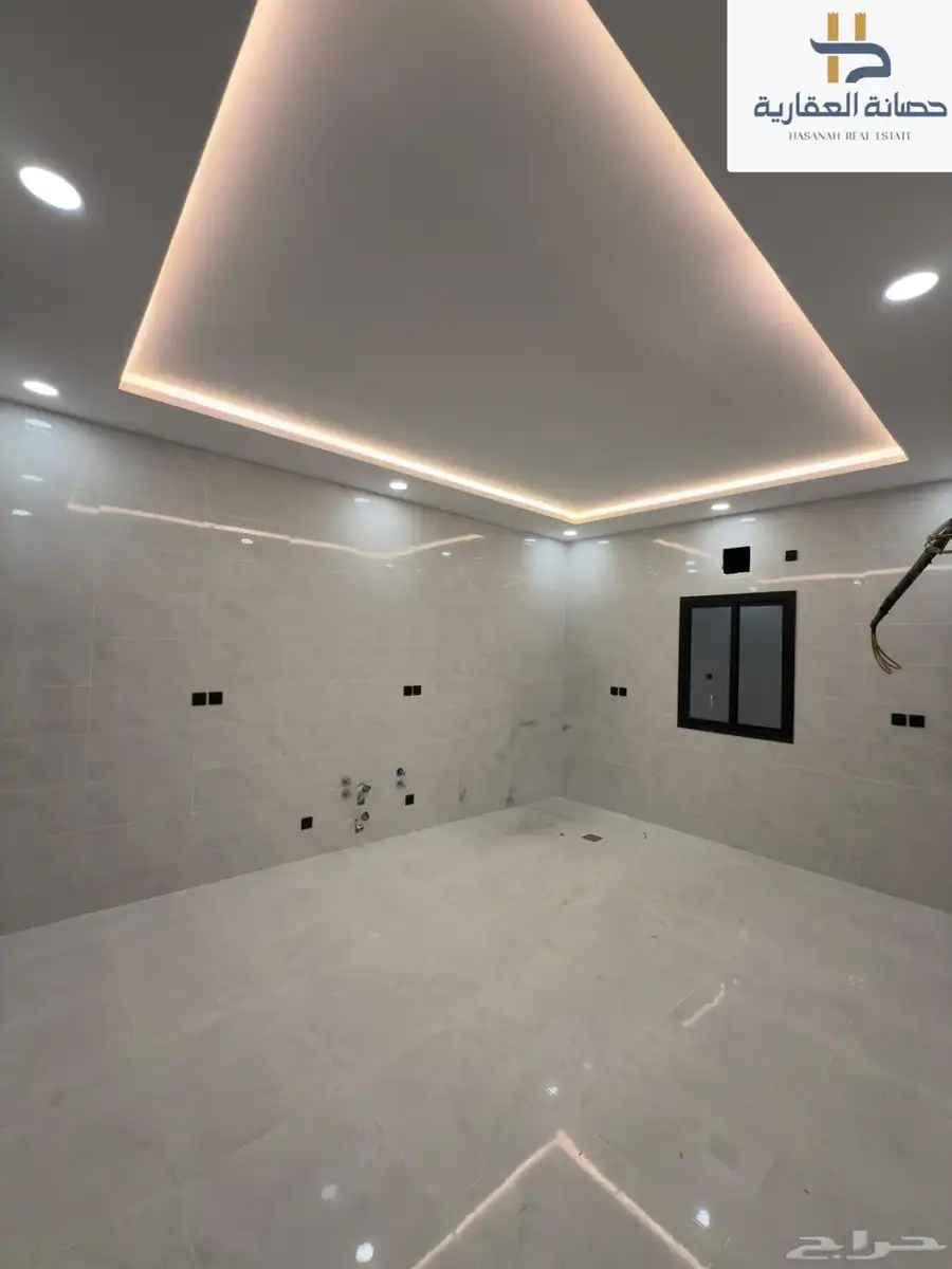 فيلا دورين و ملحق للبيع بسعر مليون 300 15
