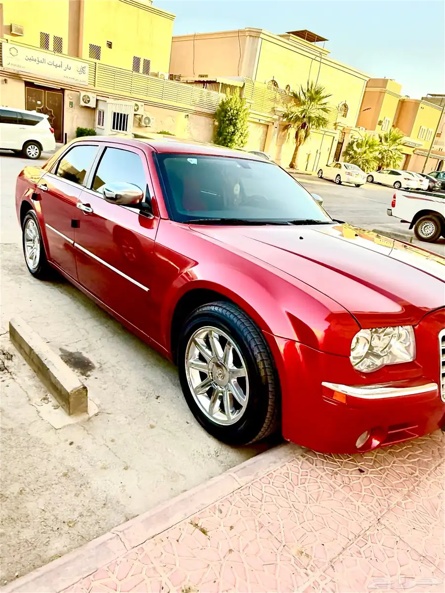 كرايزلر c300 5