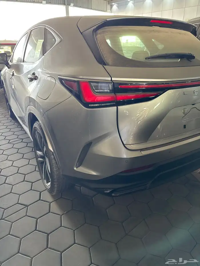 لكزس NX350AA موديل 2025 4