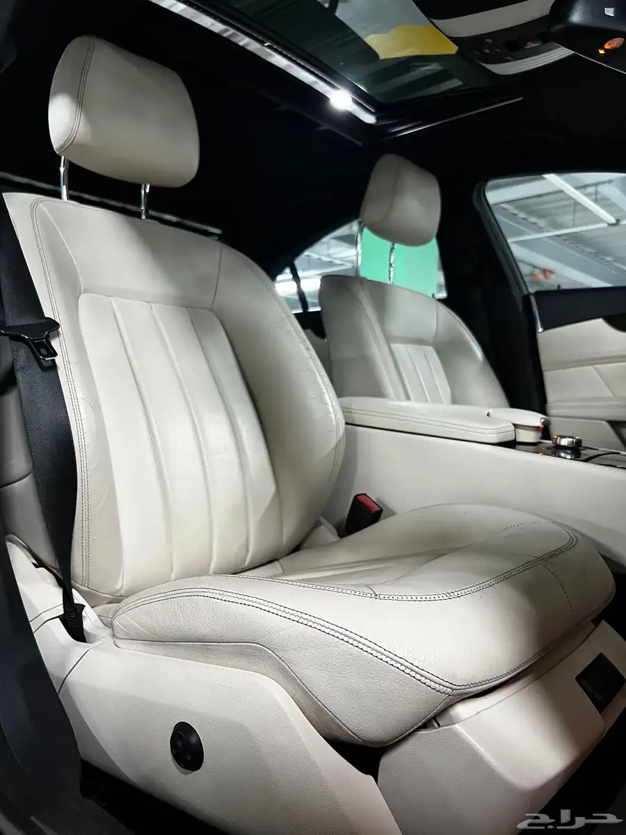 مرسيدس cls400 موديل 2016 23