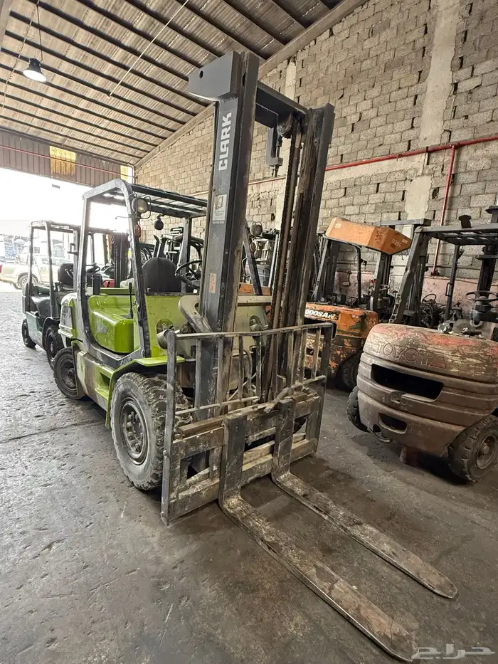 شوكية رافعه 5 طن مديل 2007 3