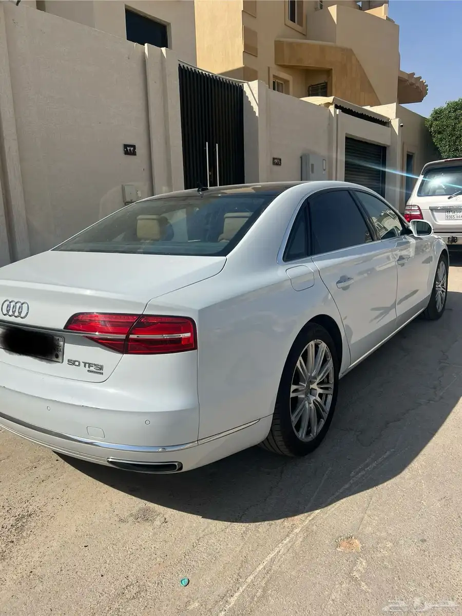 للبيع اودي a8 2015 2