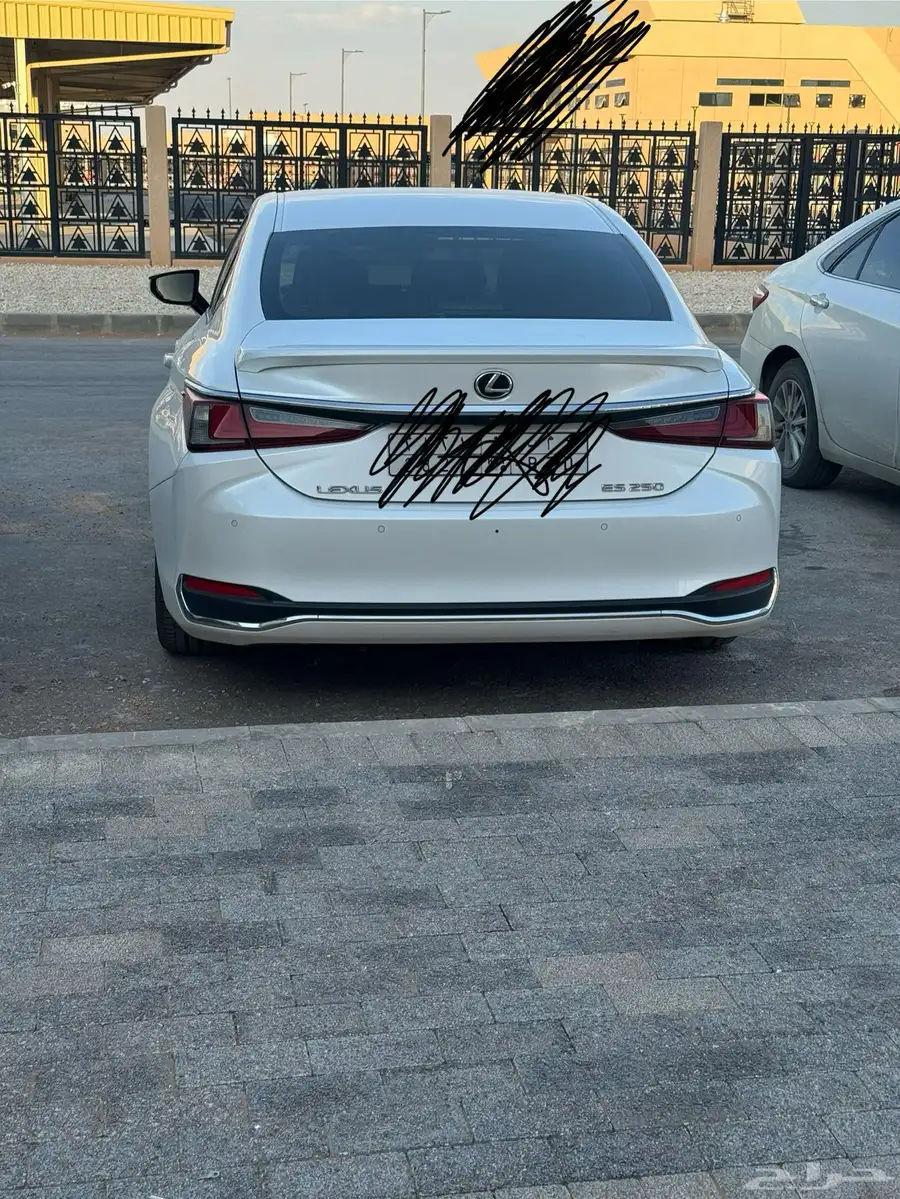 لكزس es 250 Ca 2020 1