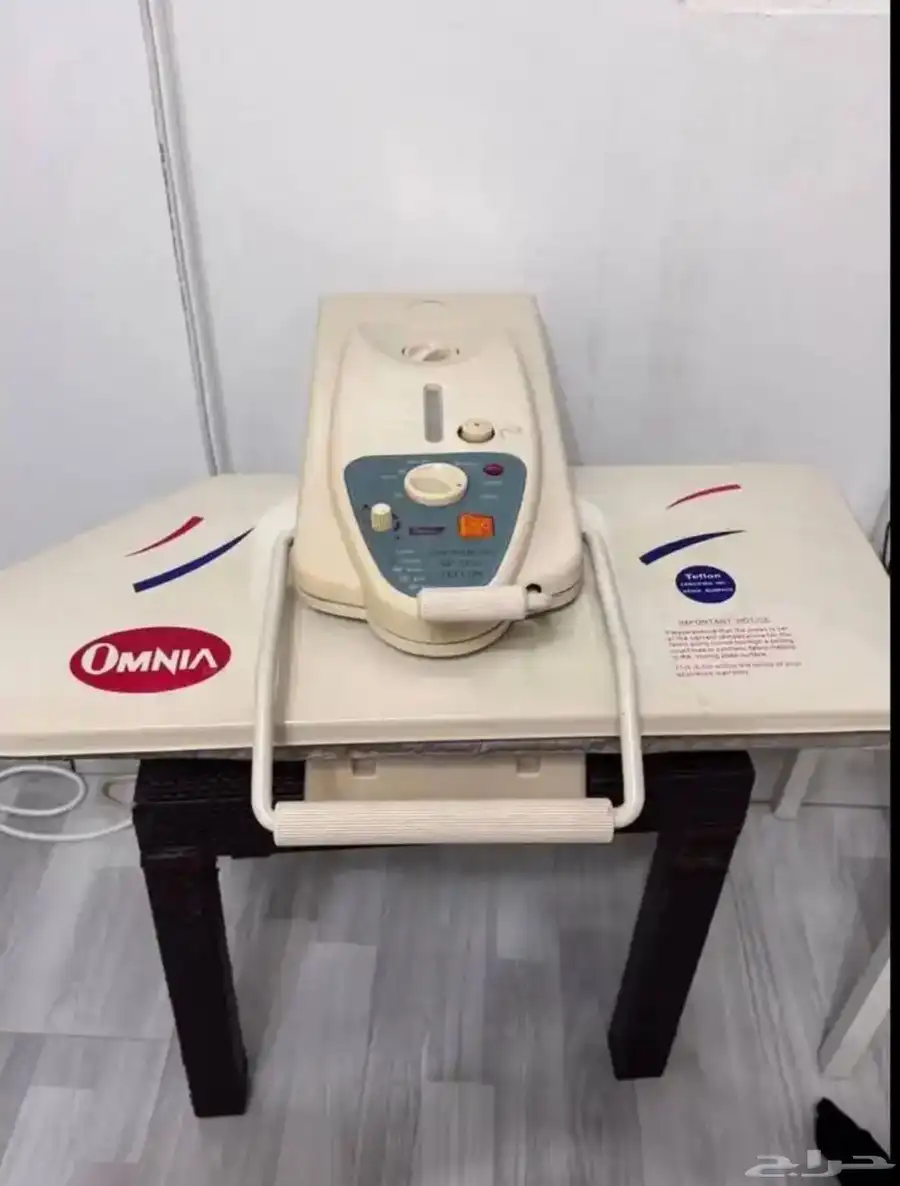 مكواه بخار استعمال نظيف في حاله ممتازه 0