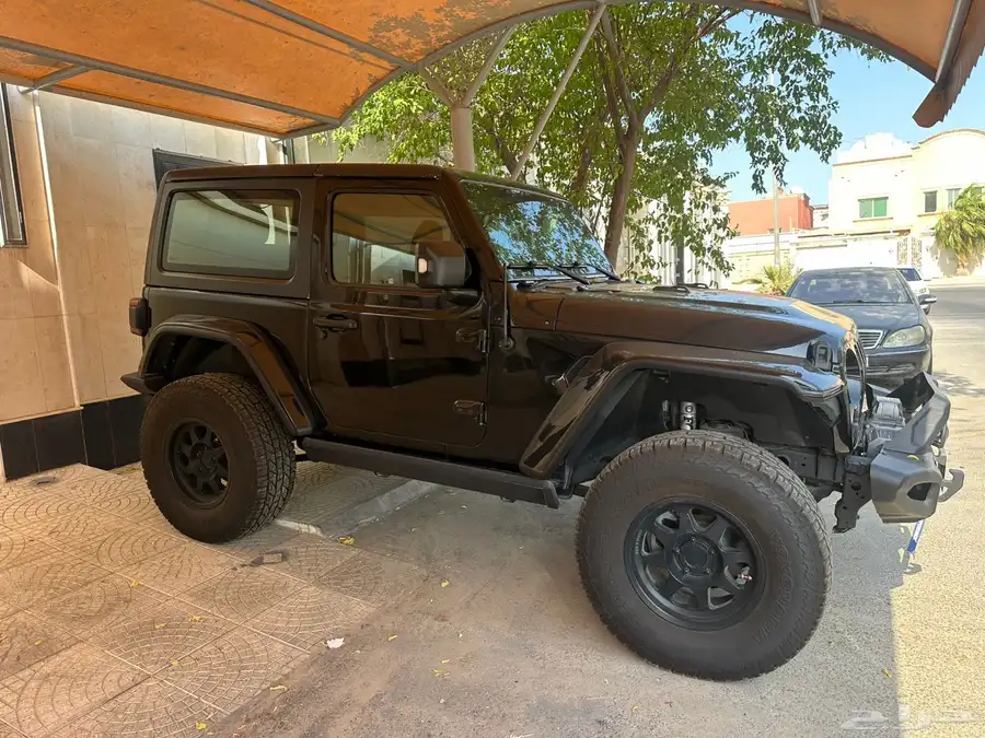 جيب رنجلر سبورت بلس 2019 عداد 45 000 صيانة مجانية في الوكال 4