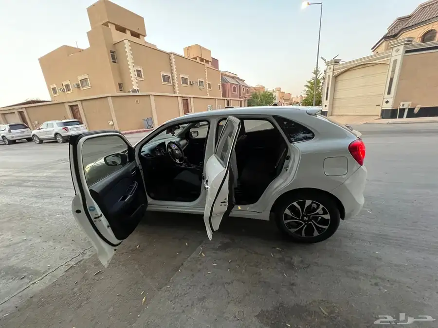 سوزوكي بالينو 2021 7