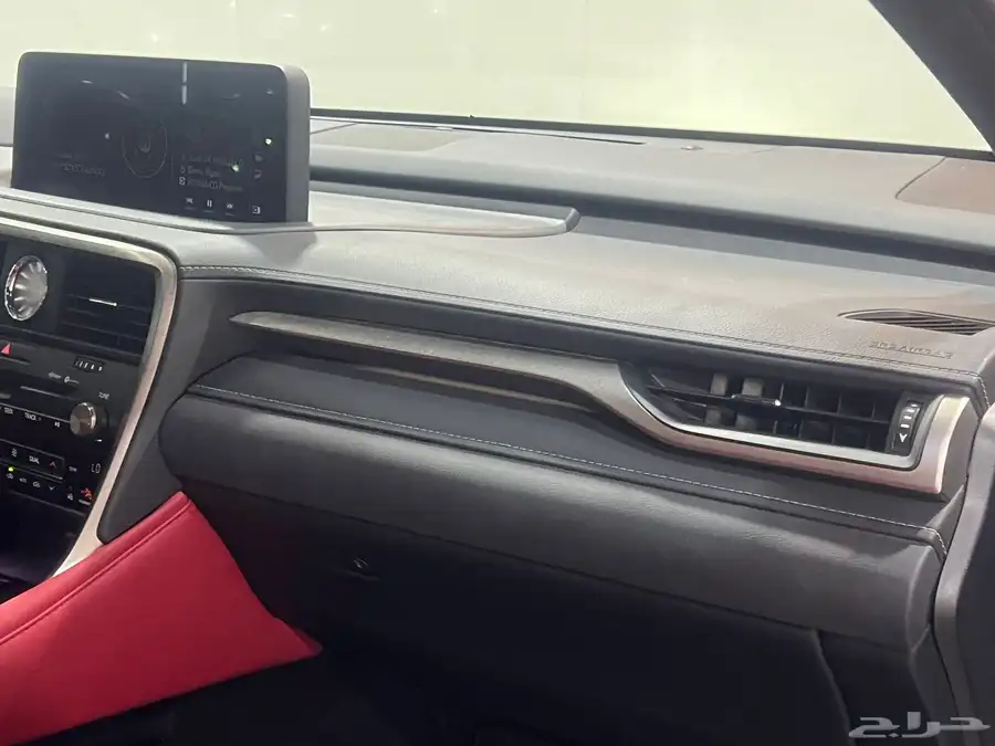 لكزس RX 350 F Sport موديل 2022 ( ممشى قليل ) 28