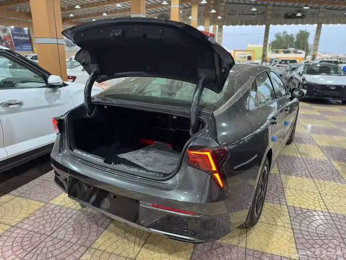 كيا K5 نص فل فتحه بنوراما 2025 الوكيل الجبر 3