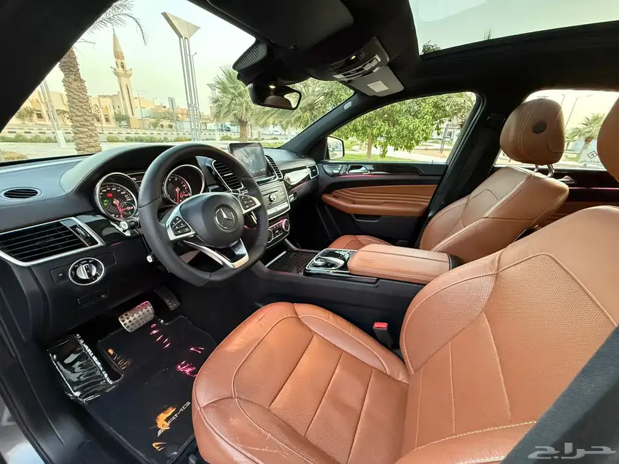 جيب مرسيدس GLE450 فل كامل 2016 وكاله 24