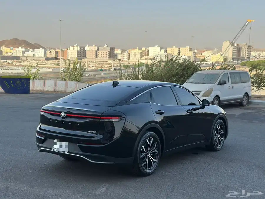 تويوتا كراون بريميوم 2023 7