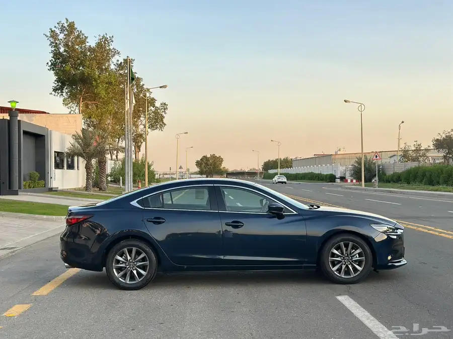 مازدا 6 2022 4