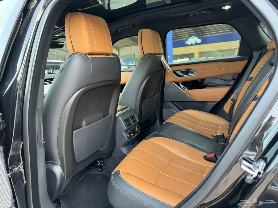 لاند روفر فيلار 2019 P380 V6 عداد 50 الف 6