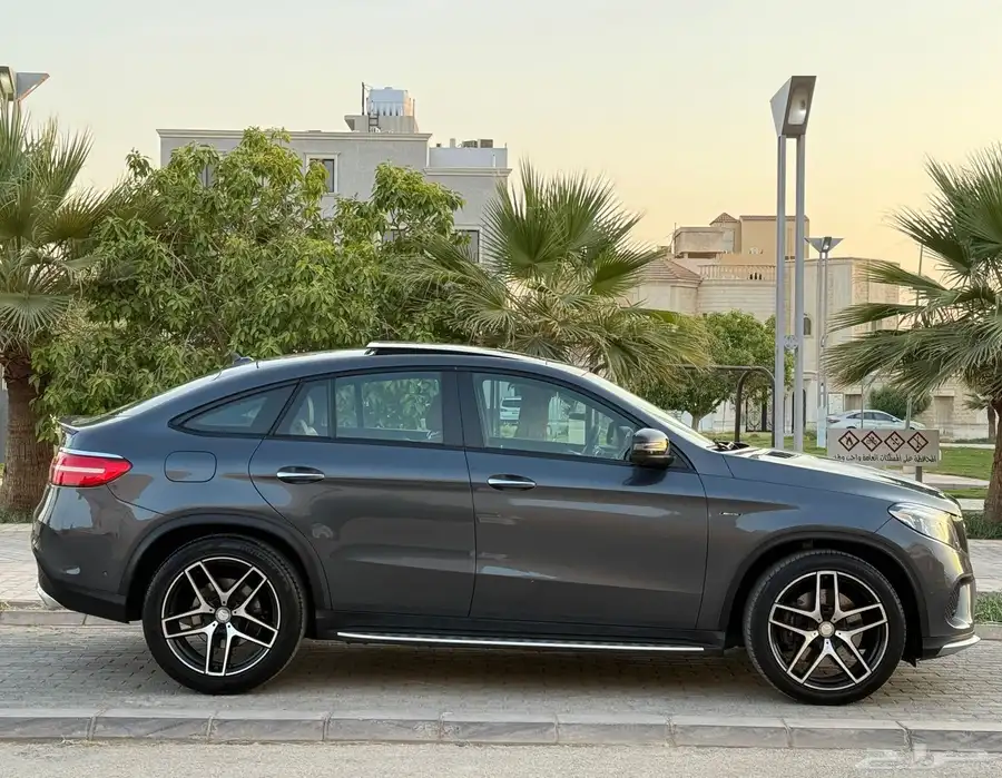 جيب مرسيدس GLE450 فل كامل 2016 وكاله 9