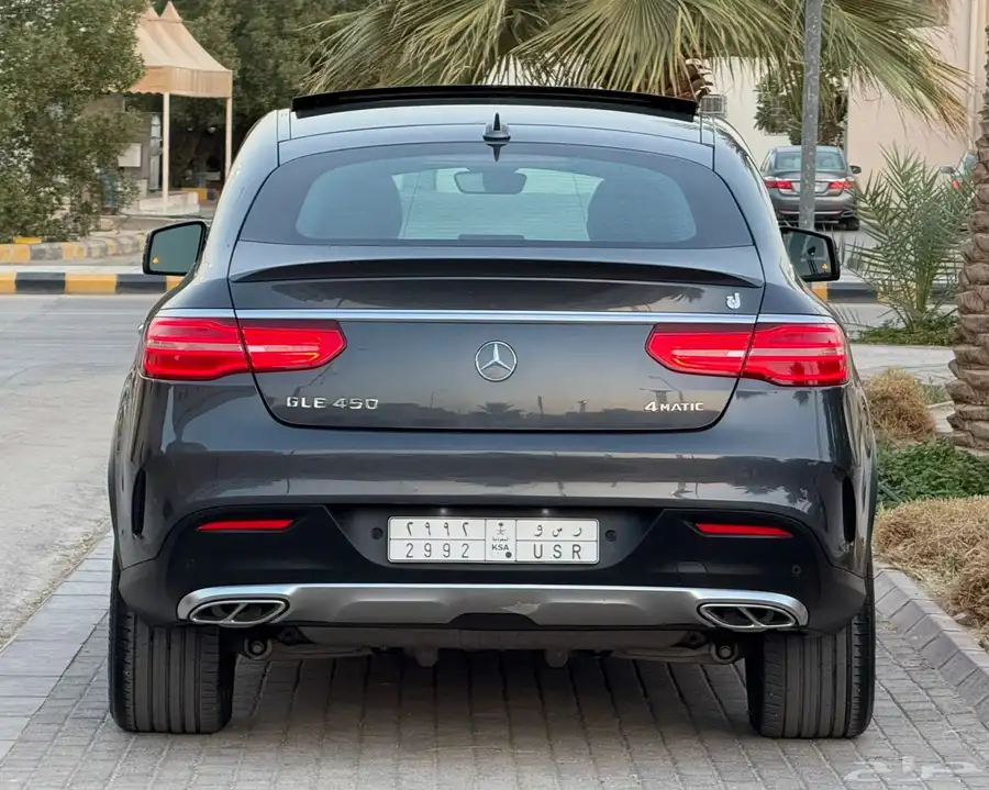 جيب مرسيدس GLE450 فل كامل 2016 وكاله 31