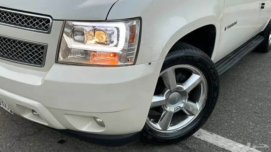 جمس تاهو 2008 LTZ فل كامل قصير مع لوحة مميزه 25