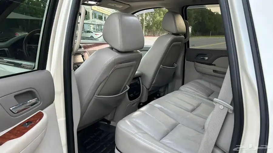 جمس تاهو 2008 LTZ فل كامل قصير مع لوحة مميزه 19