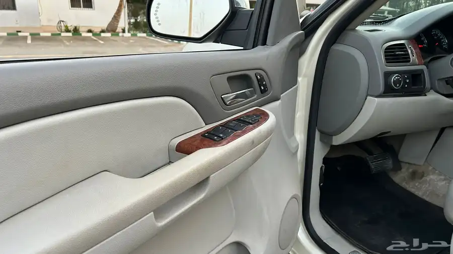 جمس تاهو 2008 LTZ فل كامل قصير مع لوحة مميزه 22