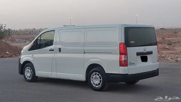 تويوتا باص هايس بضاعه 2023 ديزل 3