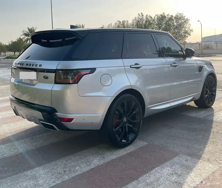 رنج روفر سبورت HST 2020 للبيع 11