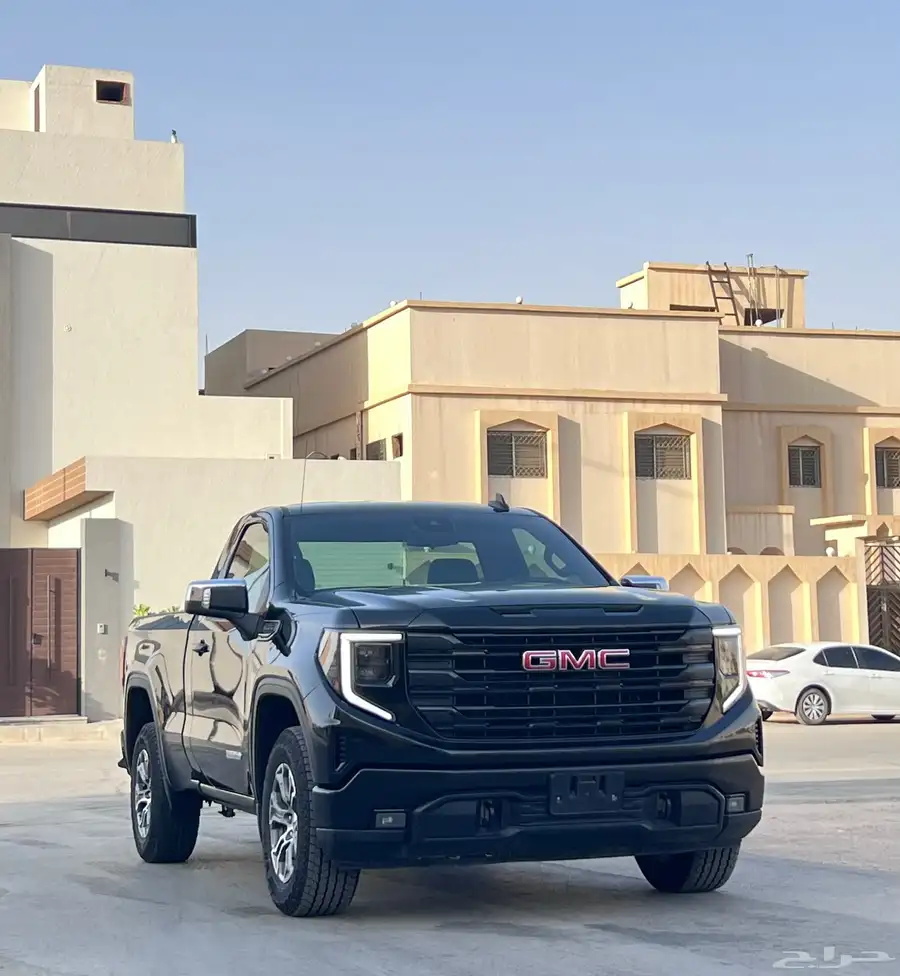 جي ام سي سييرا أليفيشن 2023 _V8 2