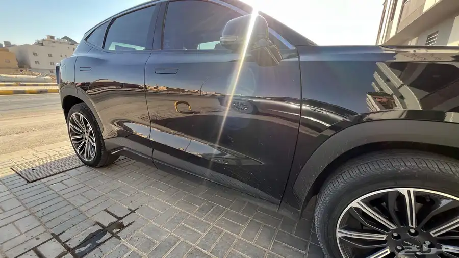سيارة شبه جديده للبيع بسعر مغري 7