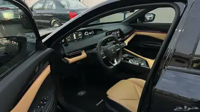 للبيع شانجان uni v بريحه الوكاله 3