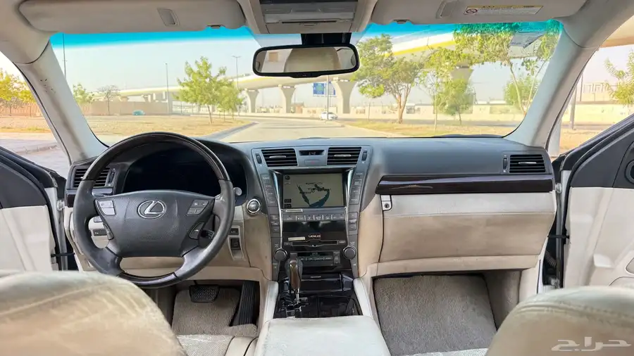 لكزس ls460L موديل 2008 فل 38