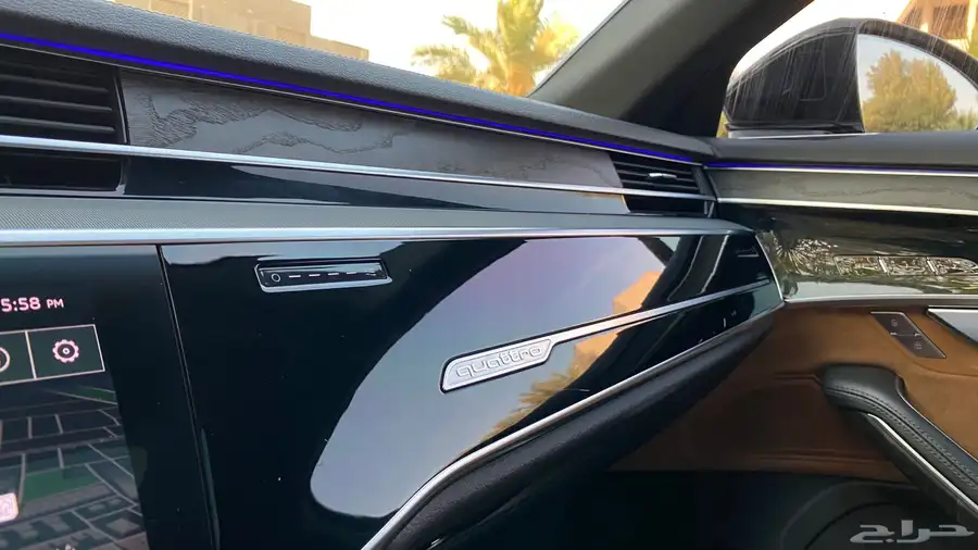 Audi A8 2021بحالة الوكالة 32