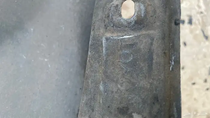 قطع غيار لاند كروزر 2003-2006 9