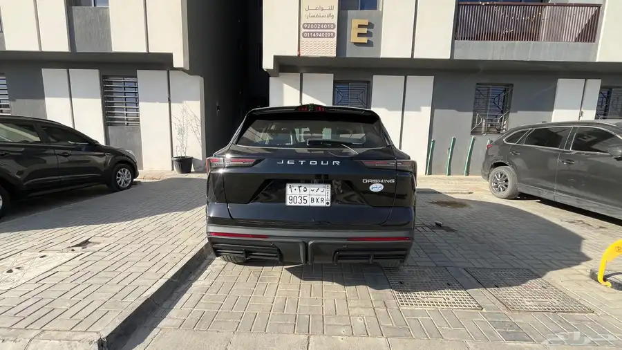 سيارة شبه جديده للبيع بسعر مغري 4