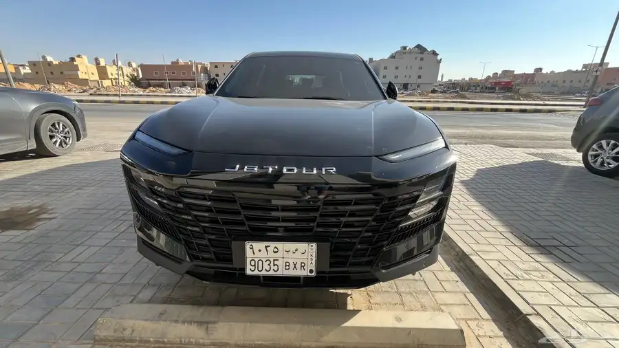 سيارة شبه جديده للبيع بسعر مغري 11