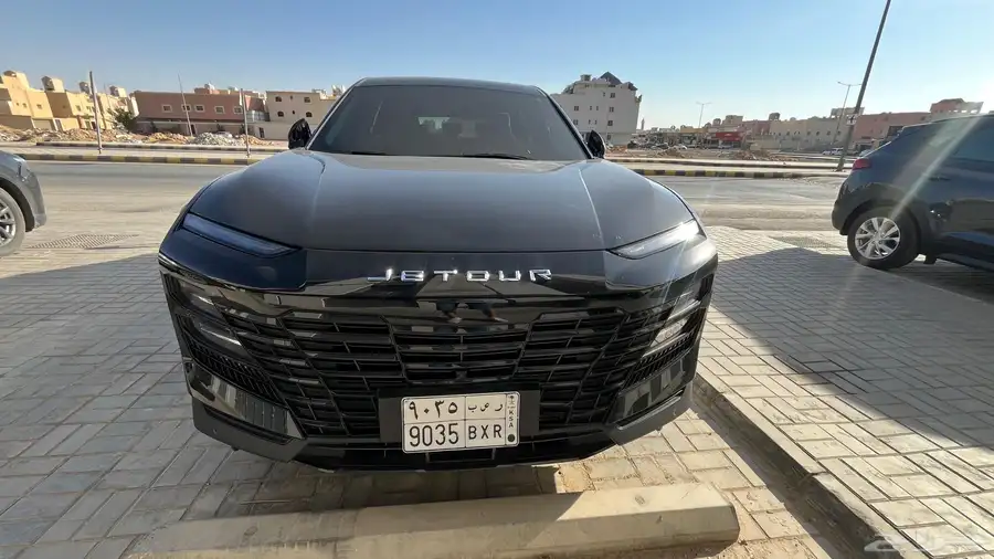 سيارة شبه جديده للبيع بسعر مغري 10