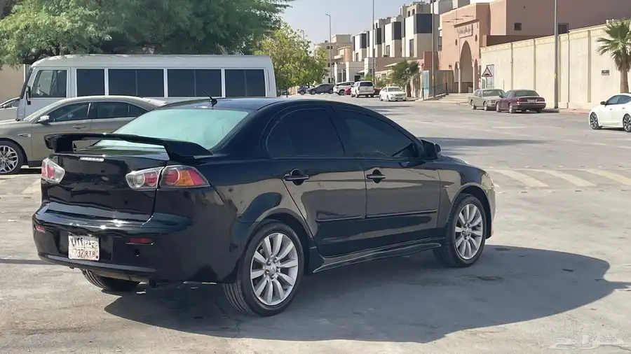 لانسر 2011 7