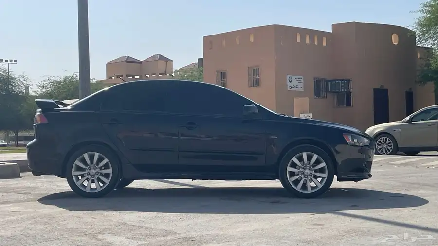 لانسر 2011 8