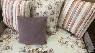 للبيع كنب تركي أنيق بحالة ممتازة 6