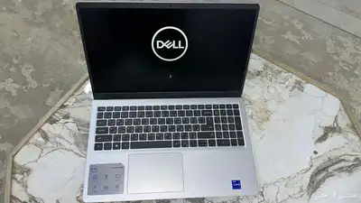 لاب توب DELL i7 15.6 in شبه جديد للبيع 4