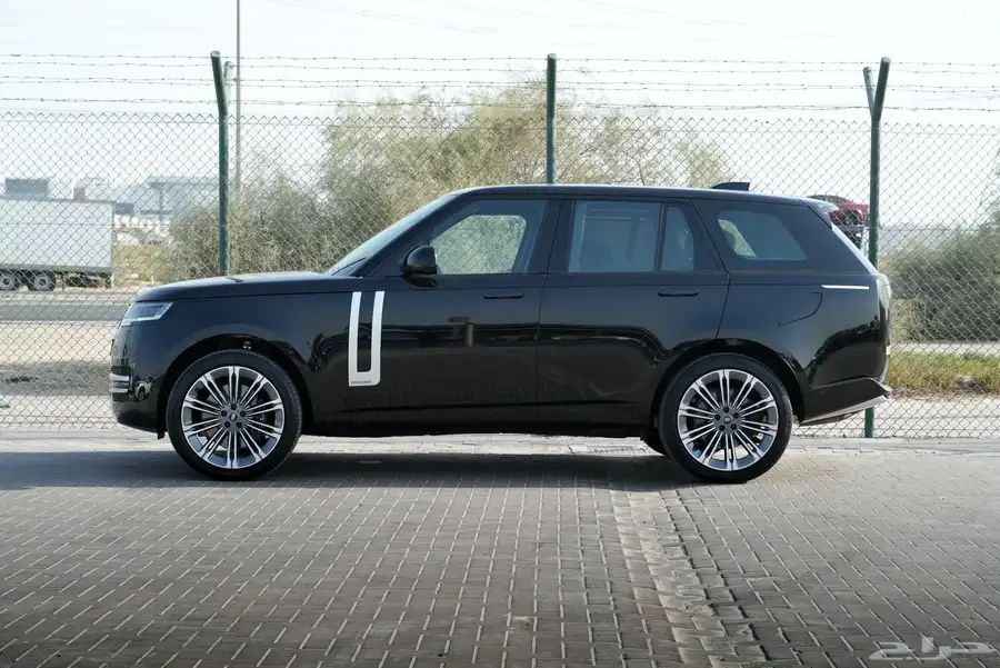 Range Rover V8 Autobiography 2025 اصفار ضمان خمس سنوات 3