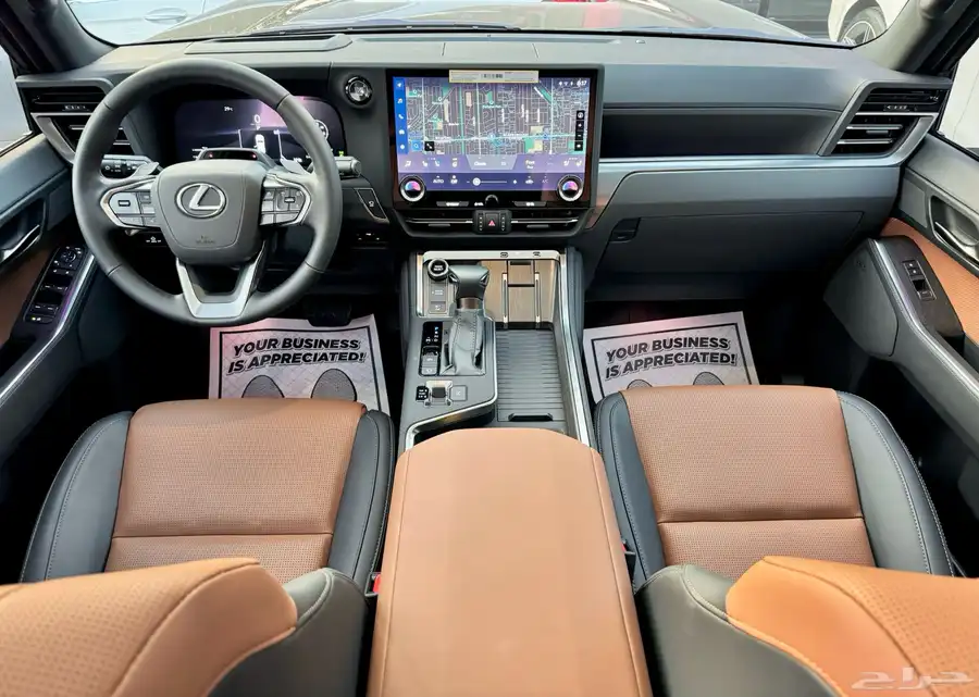Lexus GX Luxury Plus 2025 فل كامل 12