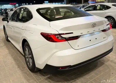 تويوتا كامري 2025 E هايبرد سعودي اصفار ( اقل سعر ) 8
