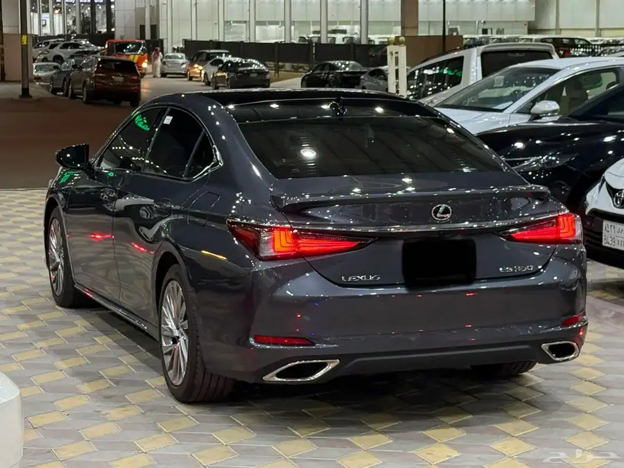 لكزس ES350 2023 3